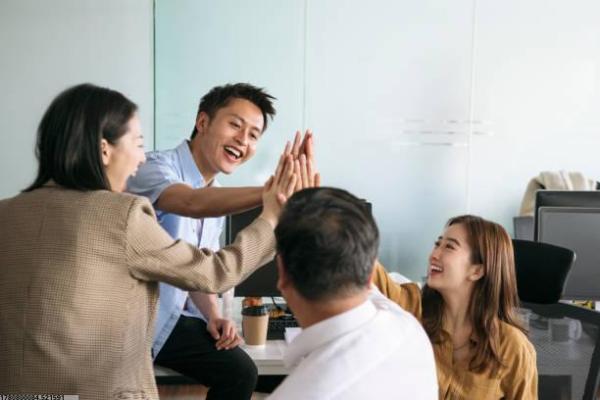 德州体育馆拉丁舞培训班：拉丁舞的技巧与魅力
